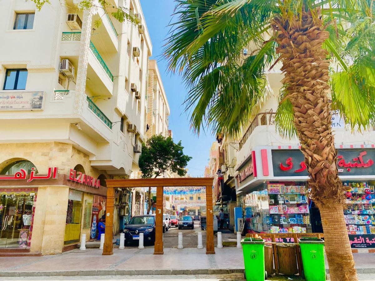 Апартаменты Karibu House Sheraton Road *