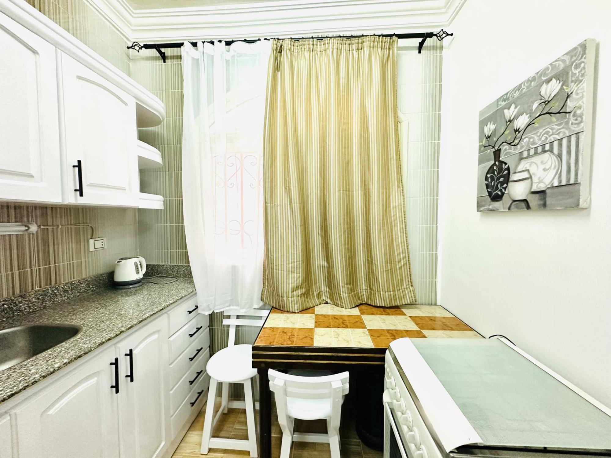 Апартаменти Karibu House Sheraton Road Хургада