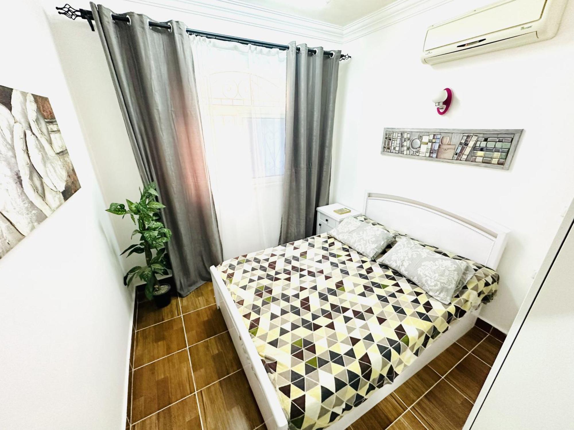 Karibu House Sheraton Road Апартаменти Хургада